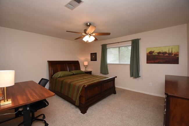 Building Photo - 7907 Aleta Dr