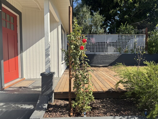 Photo - 1819 N Alvarado St