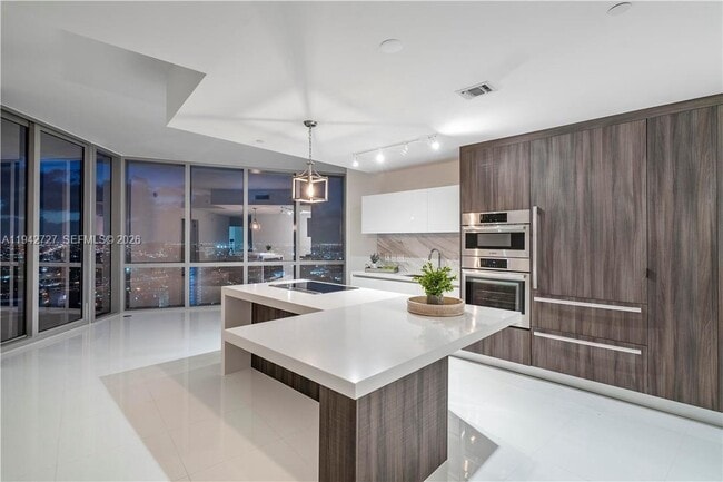 Photo - 851 NE 1st Ave Unidad 2904