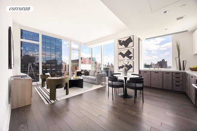 Photo - 45 E 22nd St