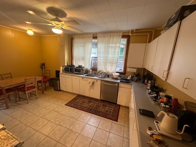 Photo - 16 Madison St Unit 1