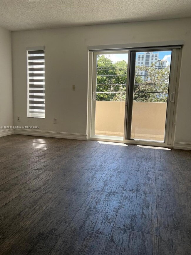 Building Photo - 50 Antilla Ave Unit 4 Rental