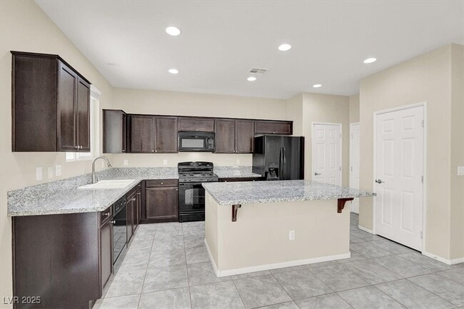 Building Photo - 3638 Via Messina