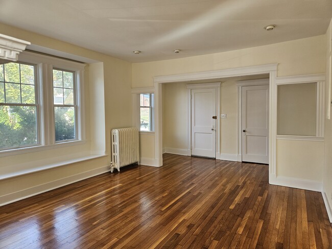 Photo - 22 Castleton St Unit First Floor