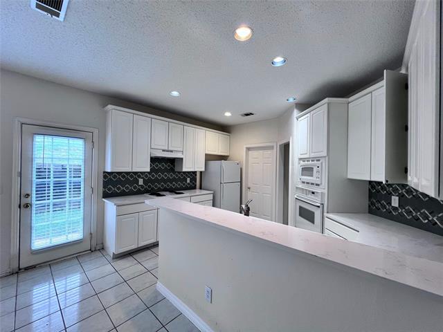 Photo - 3419 Waterview Trail