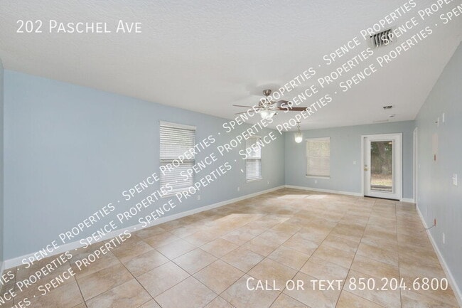 Photo - 202 Paschel Ave Casa