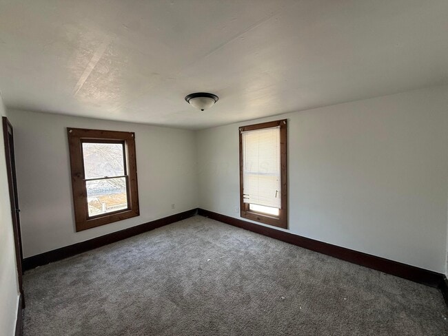 Photo - 923 Pierce Ave