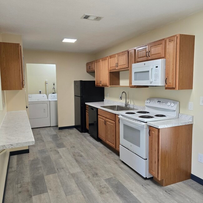 Photo - 1648 Pepper Dr