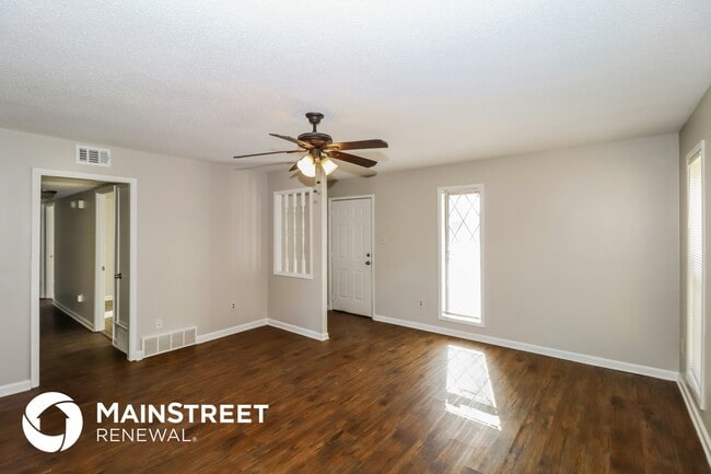 Photo - 5948 Hickory Leaf Dr
