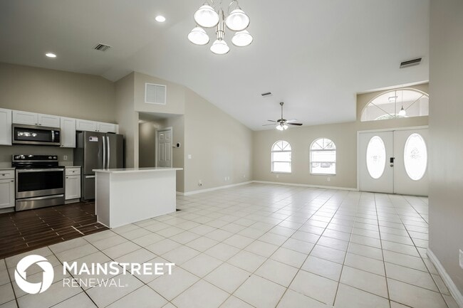 Photo - 2802 31st St W