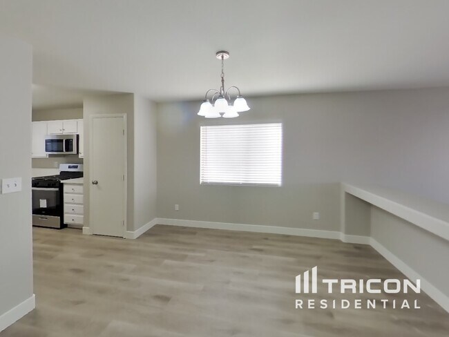 Photo - 1110 Edgestone Mark Ave