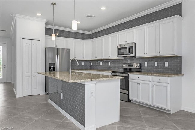 Photo - 19512 Deming Ln