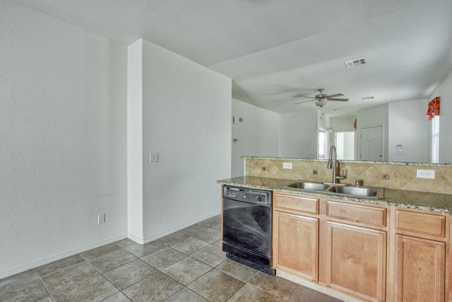 Photo - 14227 Bluesky Point Ct