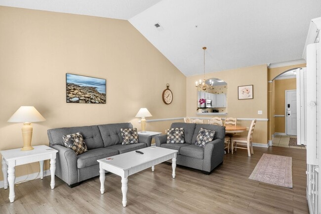 Photo - 6015 Catalina Dr