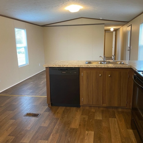 Photo - Pinetree Place