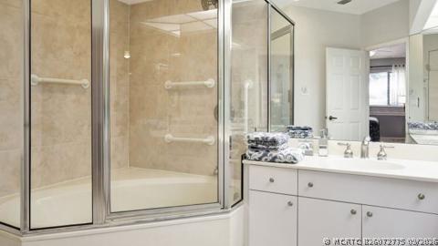 Building Photo - 402 Sea Oats Dr Unit E