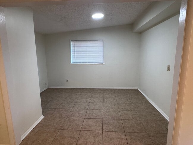 Photo - Island Charm on the North End – 5 Minutes to the Beach & Historic Downtown!