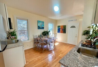 Photo - 207 Princeton St Unidad 2