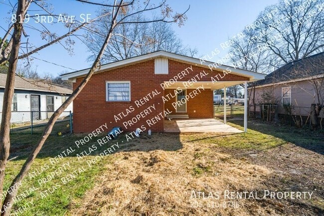 Photo - 819 3rd Ave SE