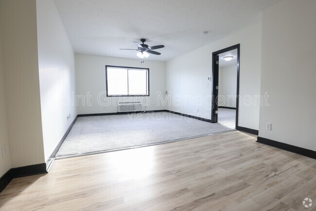 Building Photo - 7122 Jones Cir Unit 7122-4 Rental