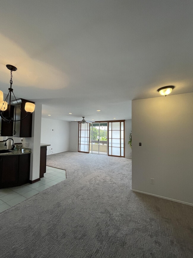 Building Photo - 6455 La Jolla Blvd Rental
