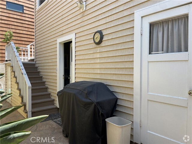 Building Photo - 209 E Bay Ave Unit D Rental