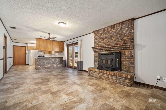 Photo - 30045 Wayside Dr