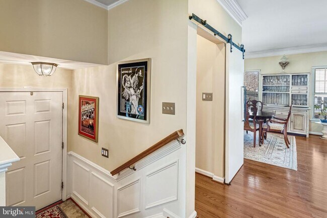 Photo - 114 Mt High St