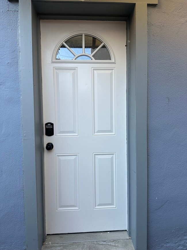 Photo - 91 Zita Mnr Unit A