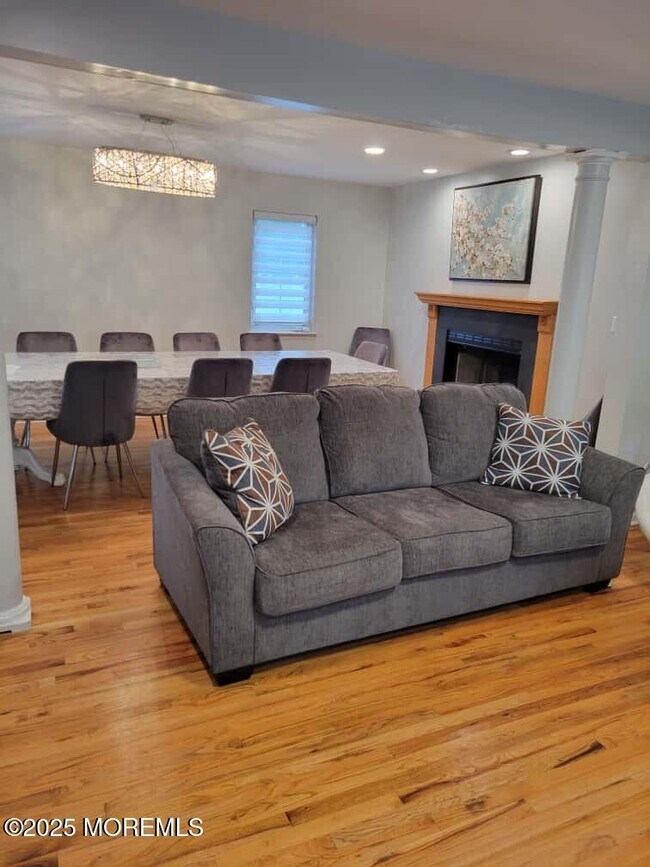 Photo - 63 Jamestown Dr