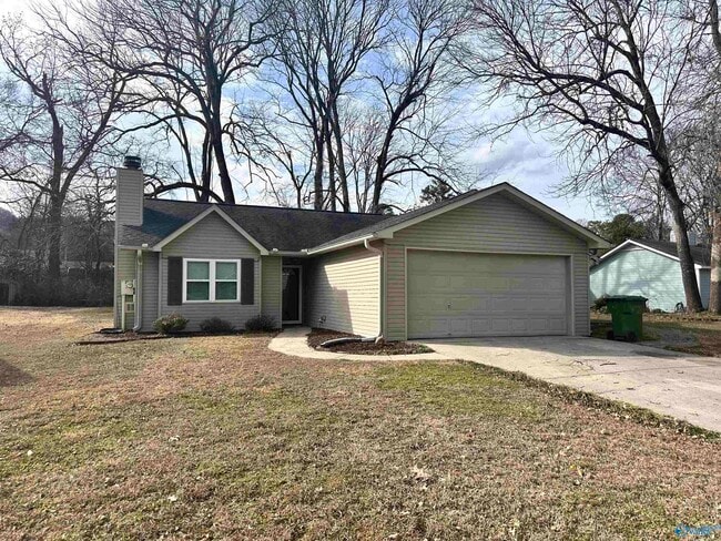 Building Photo - 9727 Wallwood Dr SE