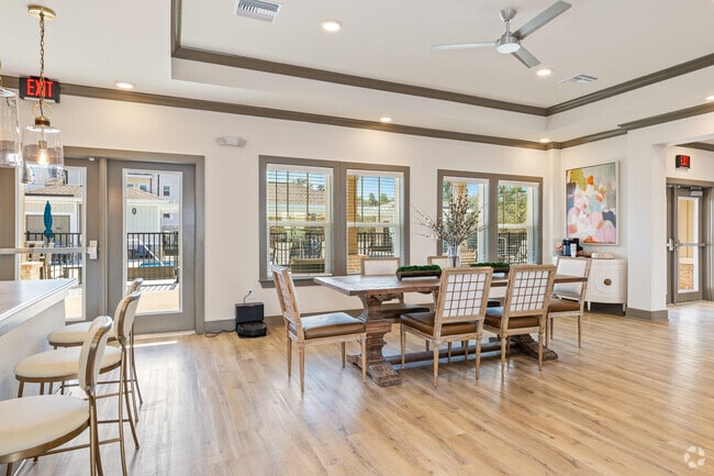 Clubhouse - Arbours at Crestview