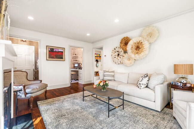 Photo - 15 Overlook Pl