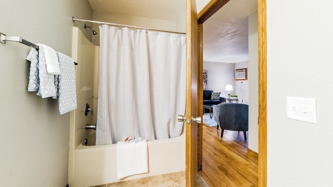 Springwood Apartments
