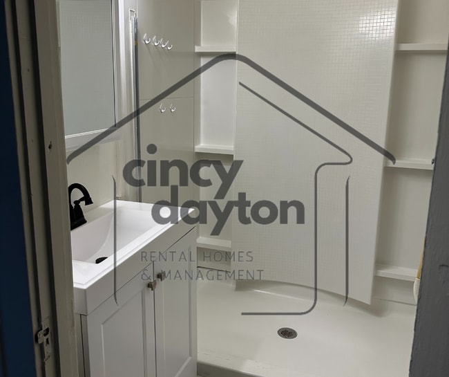 Photo - 1332 Campbell Ave