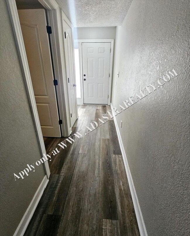 Photo - Beautiful Townhome in Blue Springs-Available in FEBRUARY!!