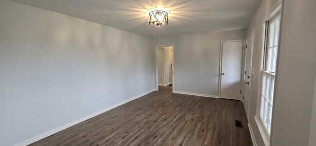 Photo - 1202 Brindley Dr