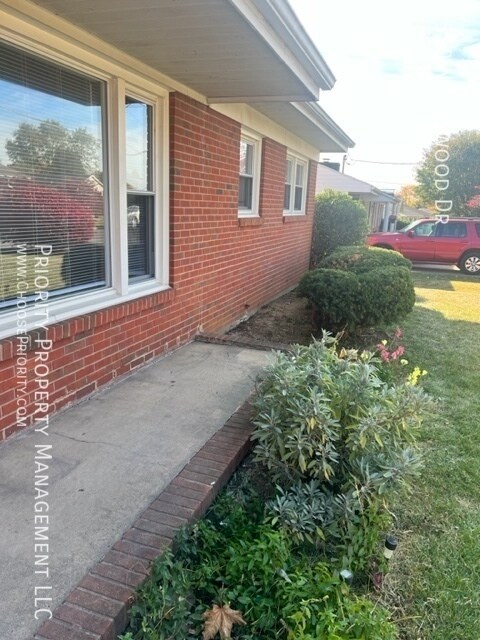 Photo - 510 N Dogwood Dr