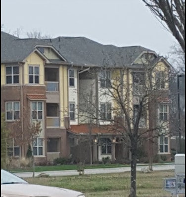 Laurel Crossing Apartments