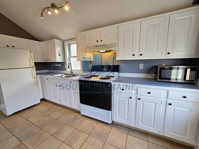 Photo - 392 Roosevelt Trail