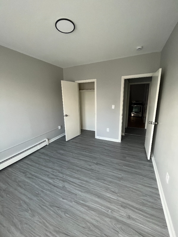 Photo - 235 Collins St Unit S3A