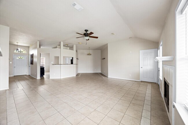 Photo - 19739 Mountain Dale Dr