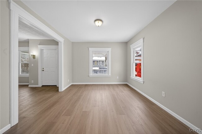 Photo - 330 W Ostrander Ave