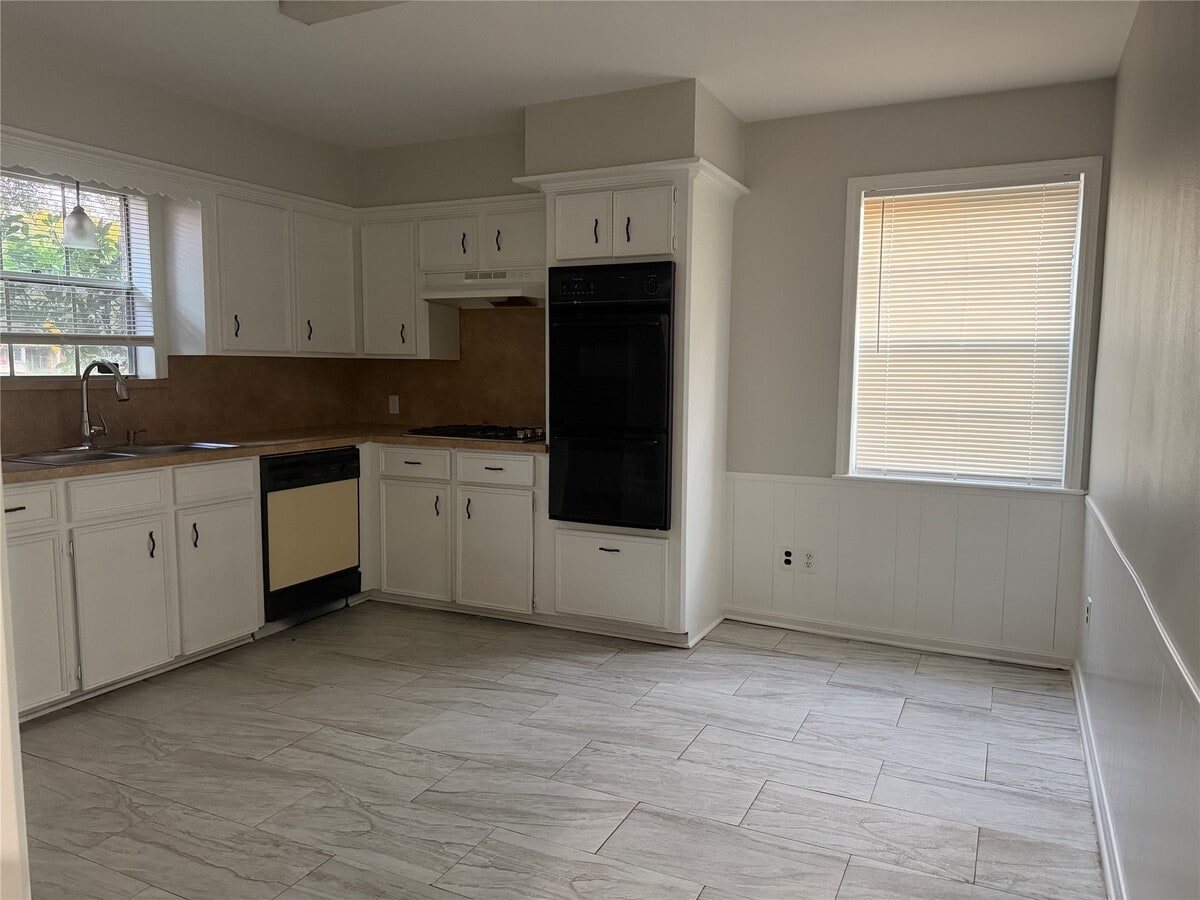 Photo - 3815 Avenue R