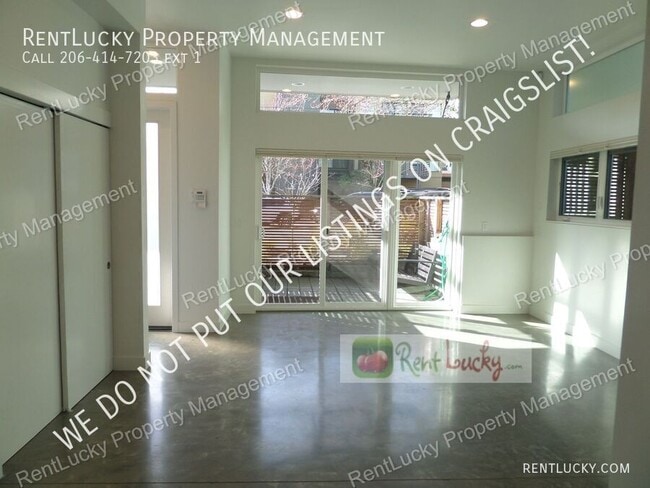 Photo - 4214 Fremont Ave N