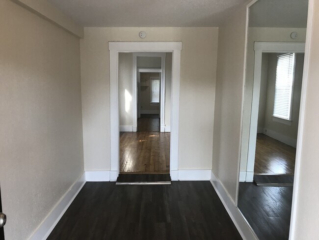 Photo - Vintage North Hyde Park Bungalow