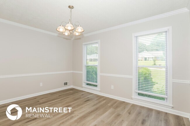 Photo - 2788 Southpark Blvd SW