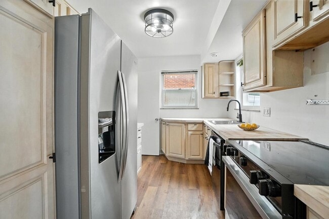 Photo - 2295 Deblin Dr