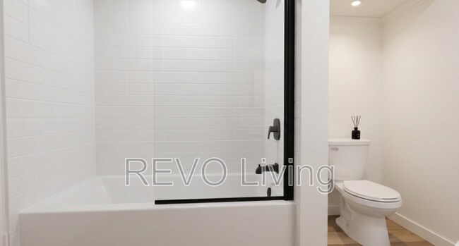 Photo - 131 Vine St S Unit 4