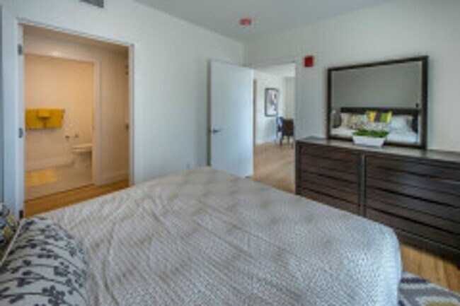 Photo - Stunning 2BR/2BA in Prime Allston Location!